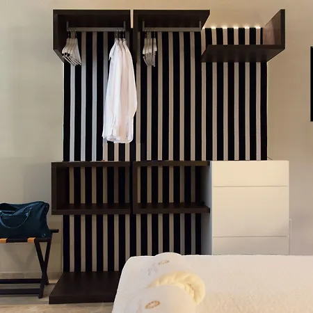 Bed and Breakfast Cinquesuites Ortigia